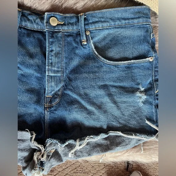 Good American shorts - Picture 4 of 11